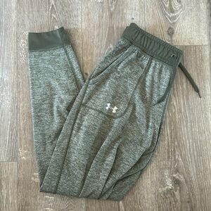 Under Armour Heathered Green Heat Gear Joggers Women Size XS